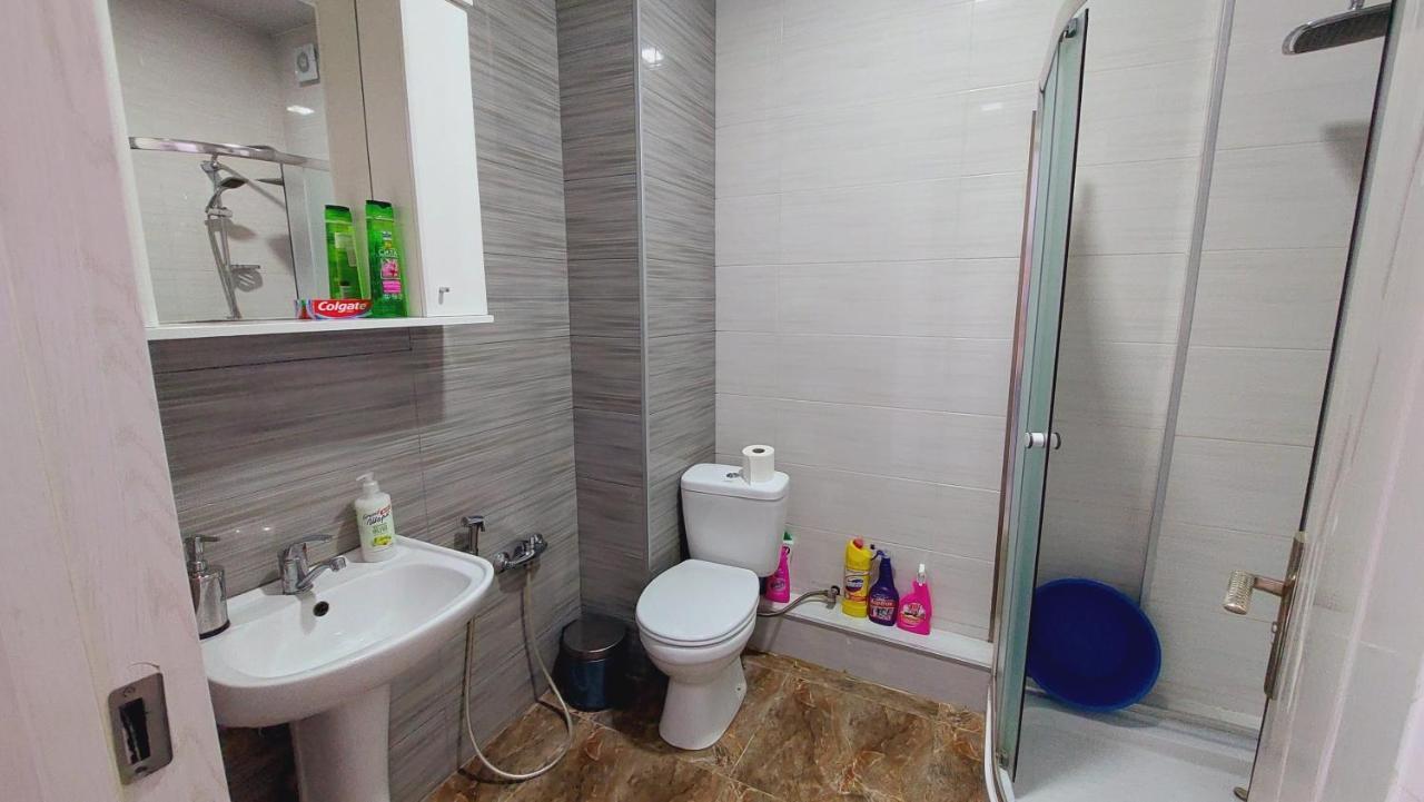 Irakli Sweet Home Батуми Екстериор снимка